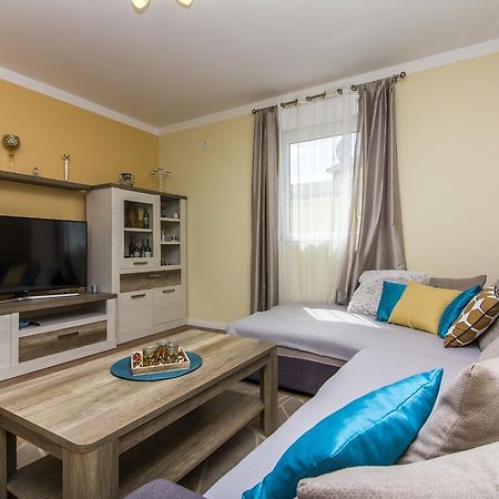 Apartmán Apartman Maxim Pula Exteriér fotografie